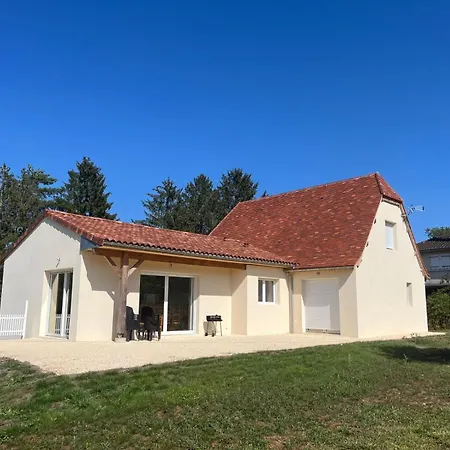 Holiday home Perigord 14 Personnes Avec Piscine *