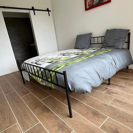 Holiday home Perigord 14 Personnes Avec Piscine *